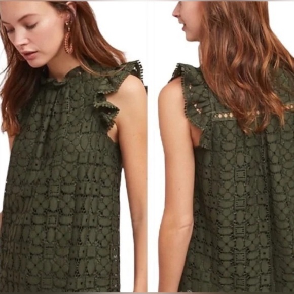 Maeve by Anthropologie Eyelet Flutter Sleeve Top. Forest Green  Size 0. EUC - Picture 1 of 12